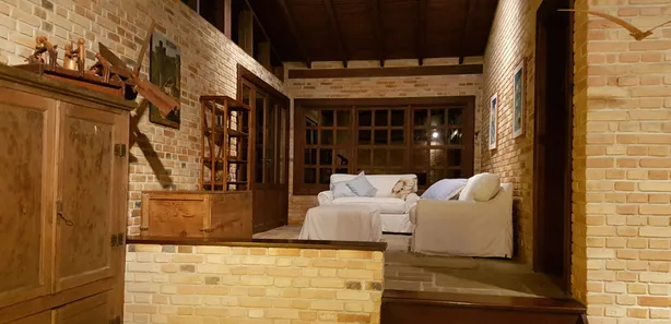 Fazenda / Sítio / Chácara com 9 Quartos à venda, 400m² no Sebandilha, Mairinque