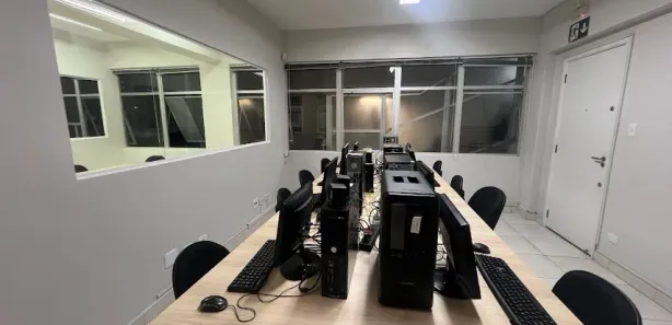 Prédio Inteiro para alugar, 80m² no São Pedro, São José dos Pinhais