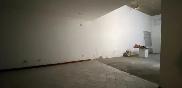 Galpão / Depósito / Armazém para alugar, 128m² no Paquetá, Santos