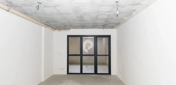 Conjunto Comercial / Sala à venda, 22m² no Centro, Curitiba
