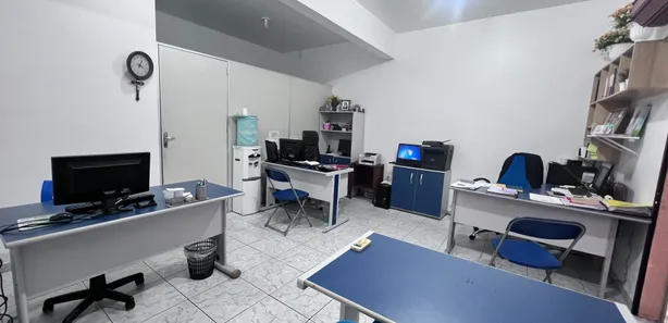 Casa com 5 Quartos à venda, 187m² no Japiim, Manaus