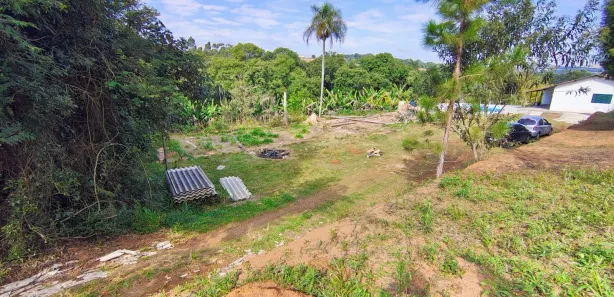 Fazenda / Sítio / Chácara com 2 Quartos à venda, 167m² no , Ibiúna