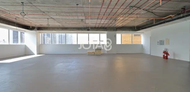 Conjunto Comercial / Sala para alugar, 484m² no Alto da Glória, Curitiba