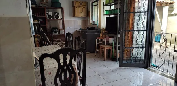 Sobrado com 2 Quartos à venda, 350m² no Jardim do Sol, Cosmópolis