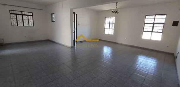 Casa de Vila com 4 Quartos para alugar, 338m² no Vila São João, Sorocaba