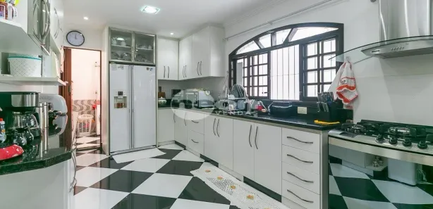 Casa com 3 Quartos à venda, 250m² no Jardim do Estádio, Santo André