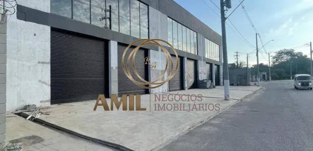 Loja / Salão / Ponto Comercial para alugar, 240m² no Parque Residencial Maria Elmira, Caçapava