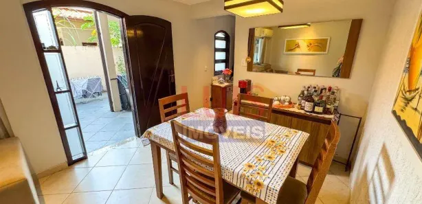 Casa com 3 Quartos para alugar, 115m² no Piratininga, Niterói