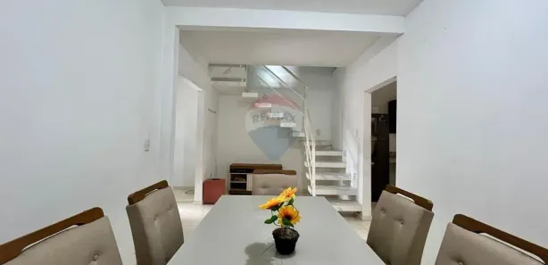 Sobrado com 4 Quartos à venda, 132m² no Jambeiro, Alagoinhas