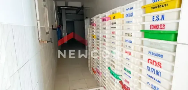 Galpão / Depósito / Armazém à venda, 448m² no Centro, Penha