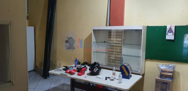 Galpão / Depósito / Armazém à venda, 1743m² no Cascadura, Rio de Janeiro