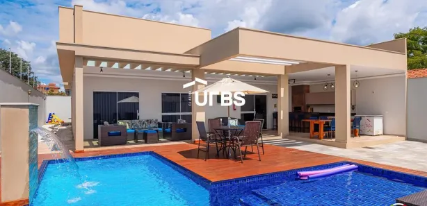 Casa com 6 Quartos à venda, 214m² no Jardim Taquaral, Pirenópolis