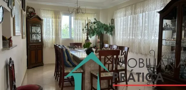 Casa de Condomínio com 4 Quartos à venda, 250m² no Centro, Serra Negra