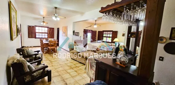 Casa de Condomínio com 4 Quartos à venda, 275m² no Bananeiras (Iguabinha), Araruama