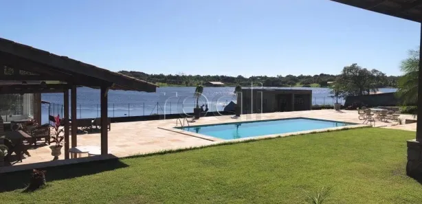 Fazenda / Sítio / Chácara com 12 Quartos à venda, 200m² no Uruaú, Beberibe