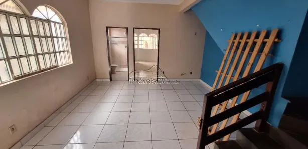 Casa com 3 Quartos à venda, 210m² no Ilha dos Araújos, Governador Valadares