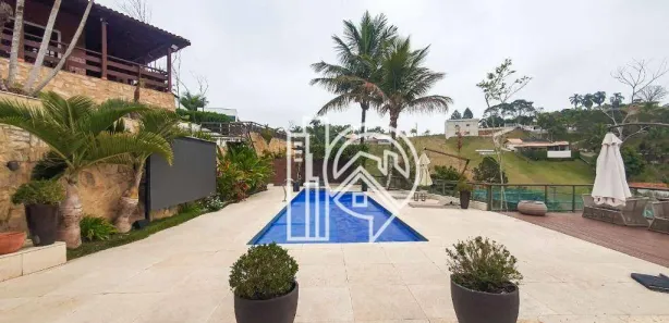 Fazenda / Sítio / Chácara com 7 Quartos à venda, 500m² no Parque Alpina, Igaratá