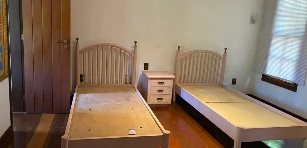 Casa de Condomínio com 3 Quartos para alugar, 390m² no Itaipu, Niterói