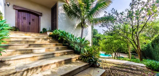 Sobrado com 6 Quartos para venda ou aluguel, 1095m² no Jardim Guedala, São Paulo