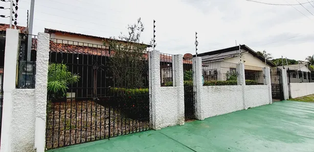 Casa com 4 Quartos para alugar, 400m² no Centro, Salinópolis