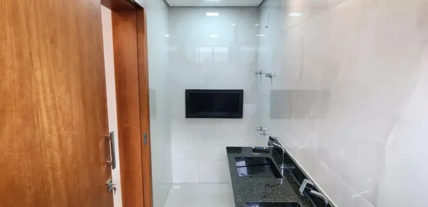 Casa de Condomínio com 3 Quartos à venda, 185m² no Jardins Nápoles, Senador Canedo