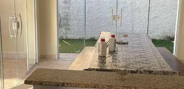 Fazenda / Sítio / Chácara com 5 Quartos à venda, 400m² no Alpes Do Sarapu, Salto de Pirapora