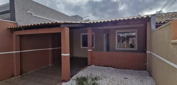 Casa com 2 Quartos para alugar, 55m² no Gralha Azul, Fazenda Rio Grande