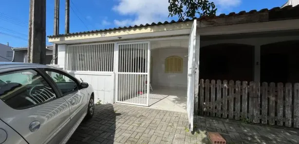 Casa com 2 Quartos para alugar, 68m² no Santa Terezinha, Pontal do Paraná