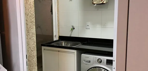 Casa de Condomínio com 3 Quartos à venda, 110m² no Vila Omízollo, Louveira