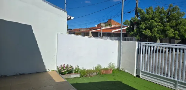 Casa de Condomínio com 3 Quartos à venda, 80m² no Rosa Elze, São Cristóvão