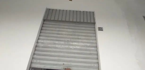 Conjunto Comercial / Sala para alugar, 100m² no Vila Ercília, Itaquaquecetuba