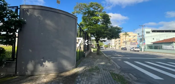 Loja / Salão / Ponto Comercial à venda, 450m² no Vila Julieta, Resende