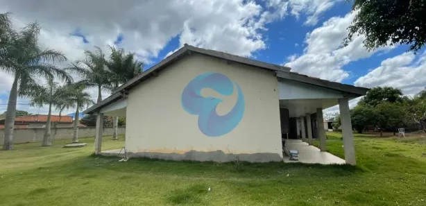 Fazenda / Sítio / Chácara com 3 Quartos à venda, 240m² no , Araçoiaba da Serra