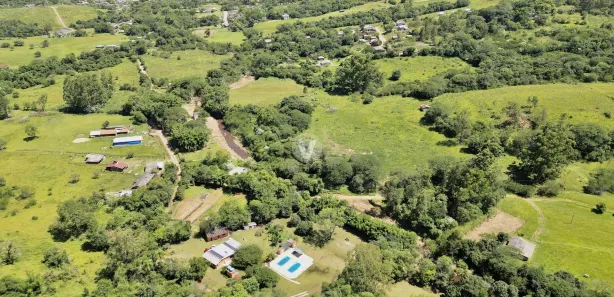 Fazenda / Sítio / Chácara com 3 Quartos à venda, 18000m² no Itararé, Santa Maria