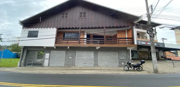 Conjunto Comercial / Sala para alugar, 35m² no Água Verde, Blumenau