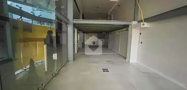 Prédio Inteiro para alugar, 876m² no Centro, Petrópolis
