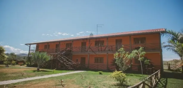 Hotel / Motel / Pousada com 3 Quartos à venda, 1200m² no Jardim Alvorada, Jacareí