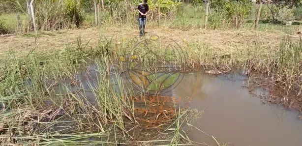 Fazenda / Sítio / Chácara com 3 Quartos à venda, 1400m² no Chácara Marambaia, Caçapava