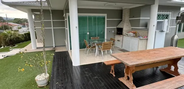 Casa com 3 Quartos à venda, 435m² no Poço Fundo, Santo Amaro da Imperatriz