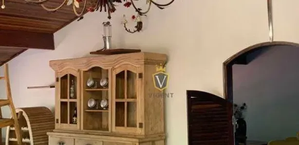 Fazenda / Sítio / Chácara com 5 Quartos à venda, 3000m² no Centro, Nazaré Paulista