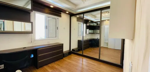 Apartamento com 2 Quartos para alugar, 62m² no Jardim Tupanci, Barueri