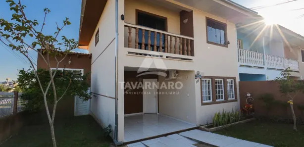 Sobrado com 3 Quartos à venda, 112m² no Uvaranas, Ponta Grossa