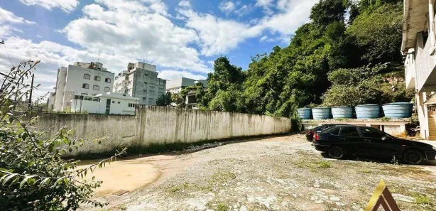 Hotel / Motel / Pousada com 30 Quartos à venda, 650m² no Enseada, Guarujá