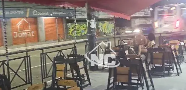 Loja / Salão / Ponto Comercial à venda, 800m² no Mutondo, São Gonçalo