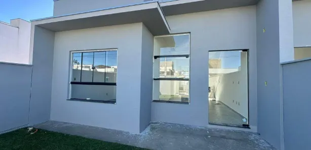 Casa com 2 Quartos para alugar, 65m² no Bairro Itacolomi, Balneário Piçarras