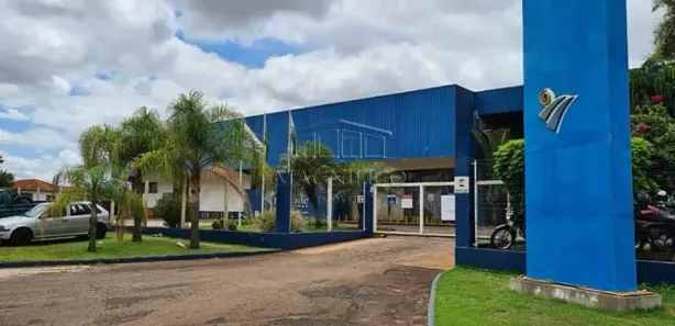 Galpão / Depósito / Armazém à venda, 3150m² no Cambará, 