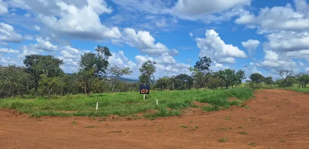 Terreno / Lote / Condomínio à venda, 360m² no Felipe Cláudio de Sales, Pedro Leopoldo