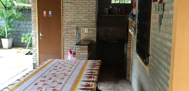 Fazenda / Sítio / Chácara com 4 Quartos à venda, 118m² no Jacaúna, Aquiraz