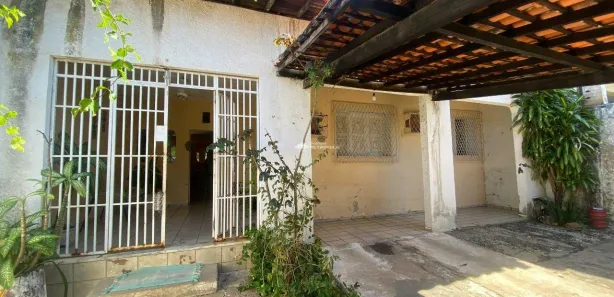 Casa com 4 Quartos à venda, 200m² no Ilhotas, Teresina