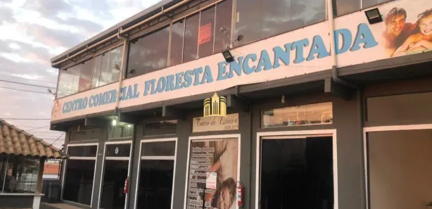Loja / Salão / Ponto Comercial à venda, 720m² no Floresta Encantada, Esmeraldas